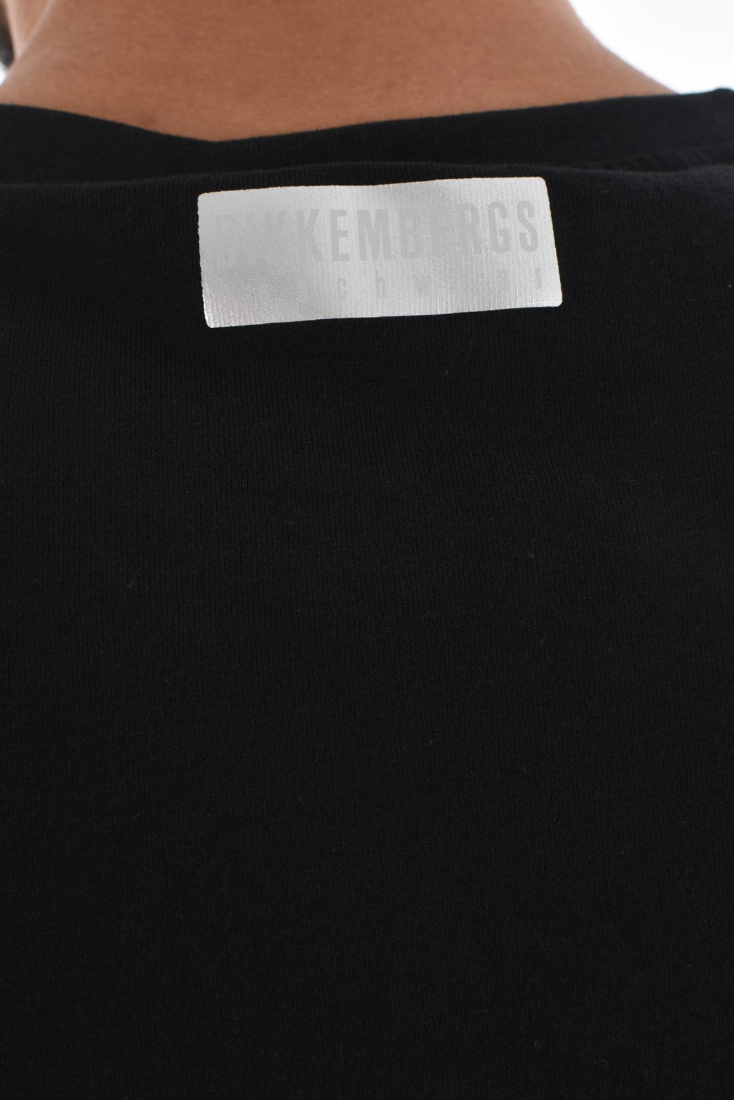 httpswwwkingofwearcommediaimg202405mai30dsc291320240602111150000000