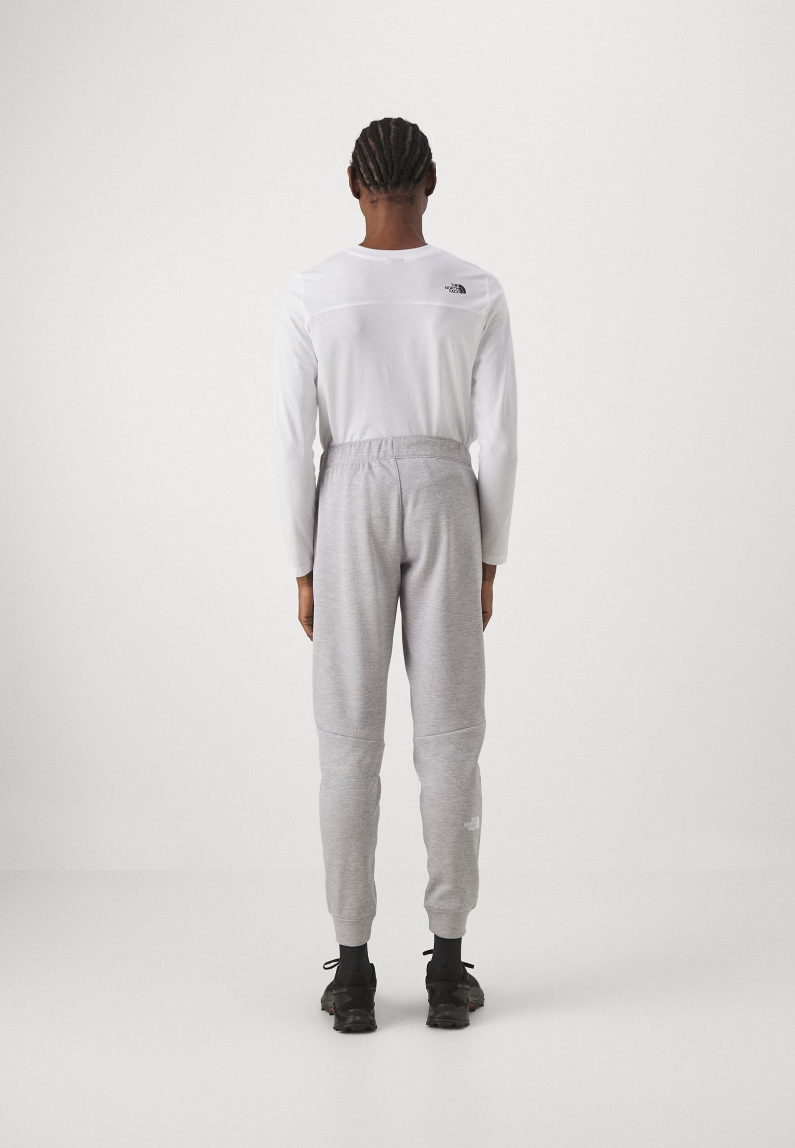 httpsimg01ztatnetarticlespp-media-p125270b3811fd4e939584ee71ed6bc00ca327d0935c904f1ebe965c534ac4ef6920240618061711000000