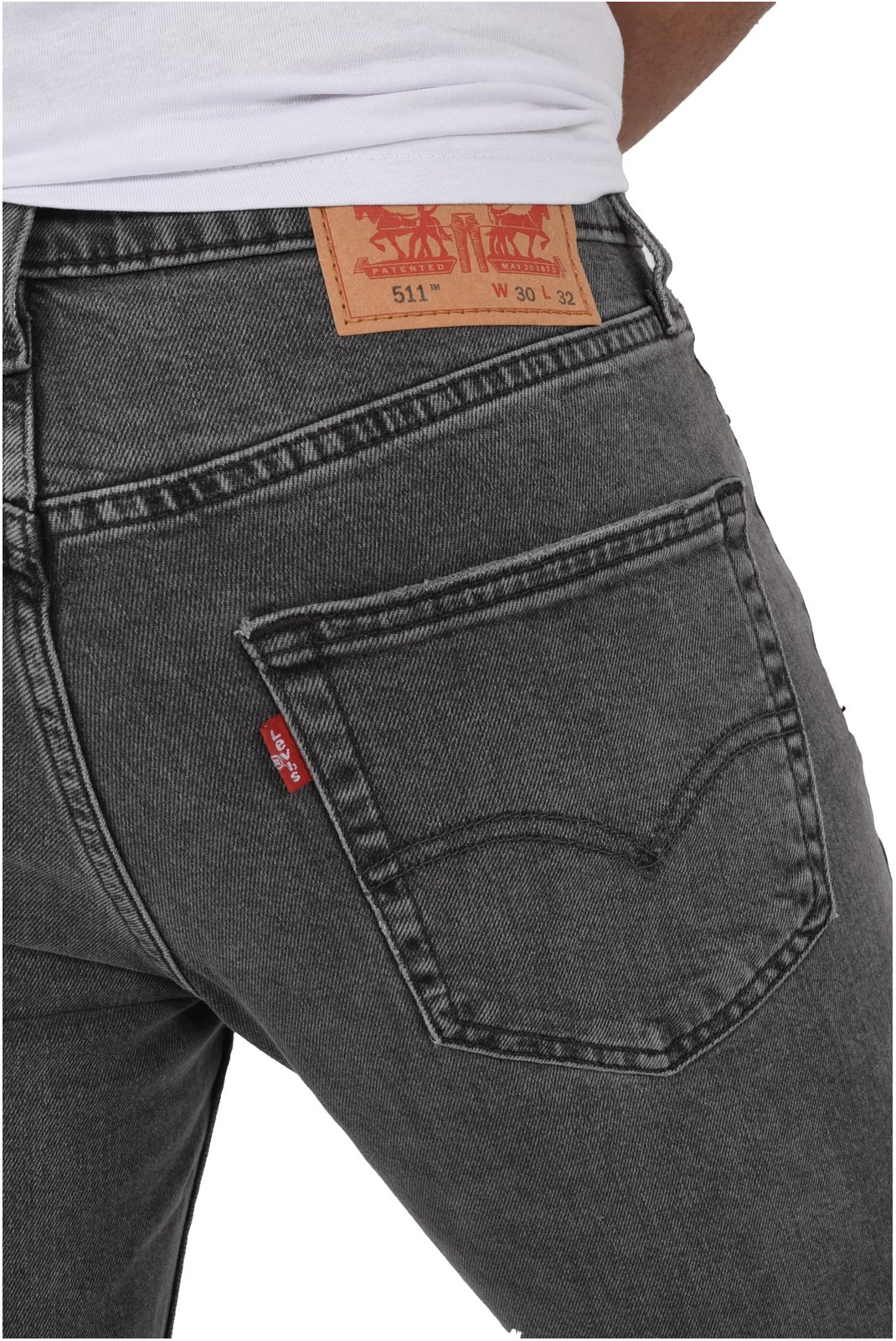 httpswwwkingofwearcommediaimg202503mars0403levisshootingdsc576720250304122444000000