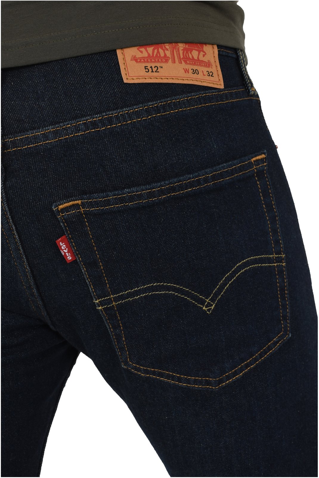 httpswwwkingofwearcommediaimg202503mars0403levisshootingdsc583820250304122555000000