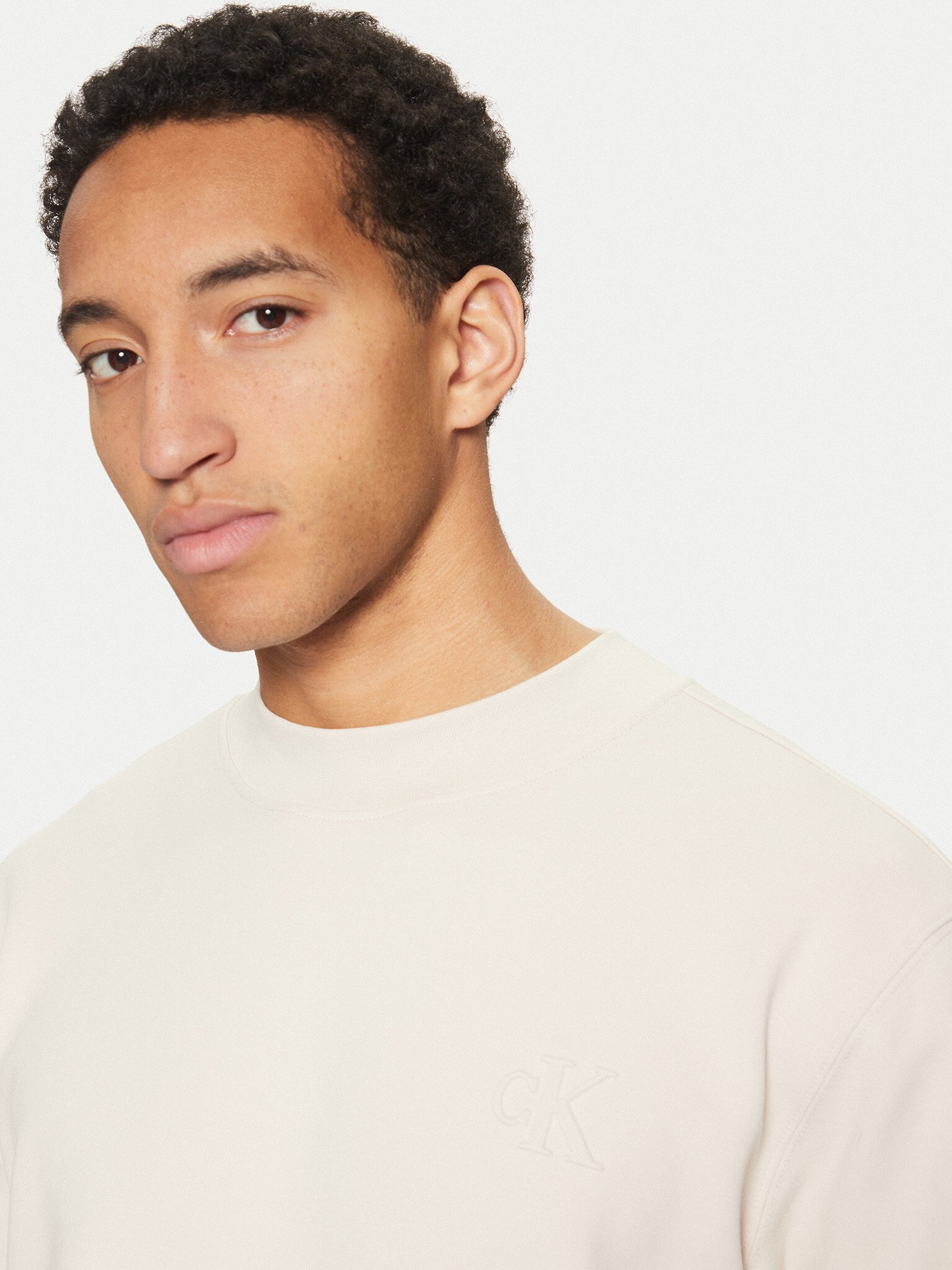 calvin-klein_sweats-zippes_j30j326754-2