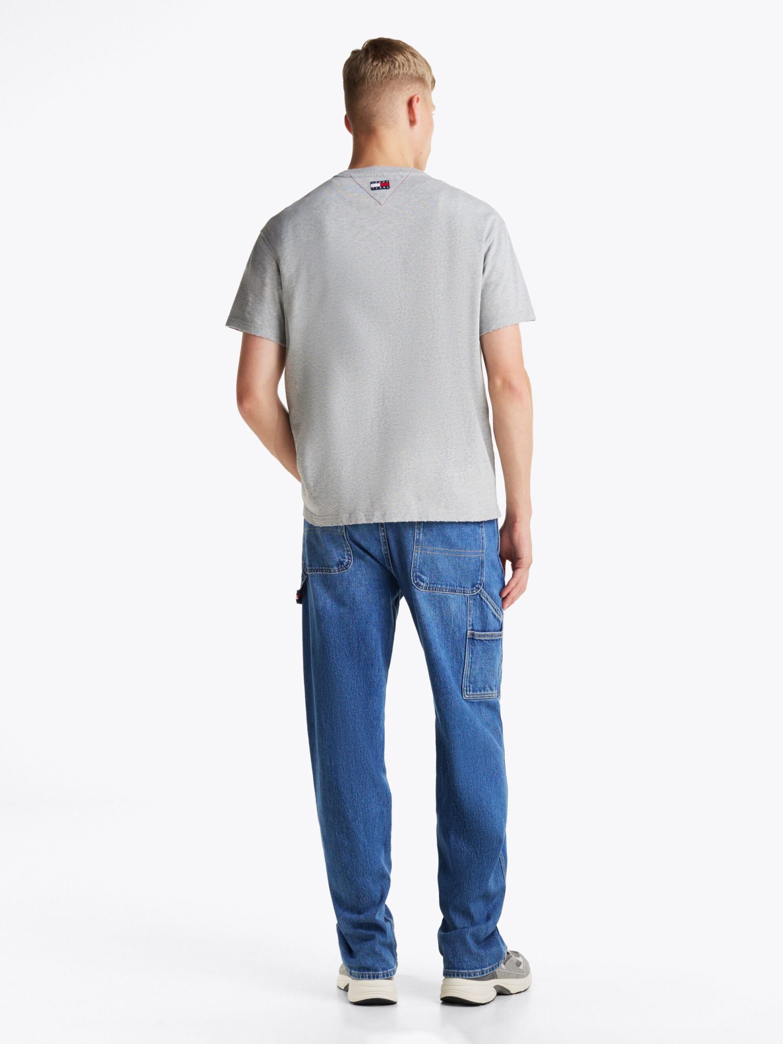 tommy-jeans_t-s-manches-courtes_dm0dm21126-2