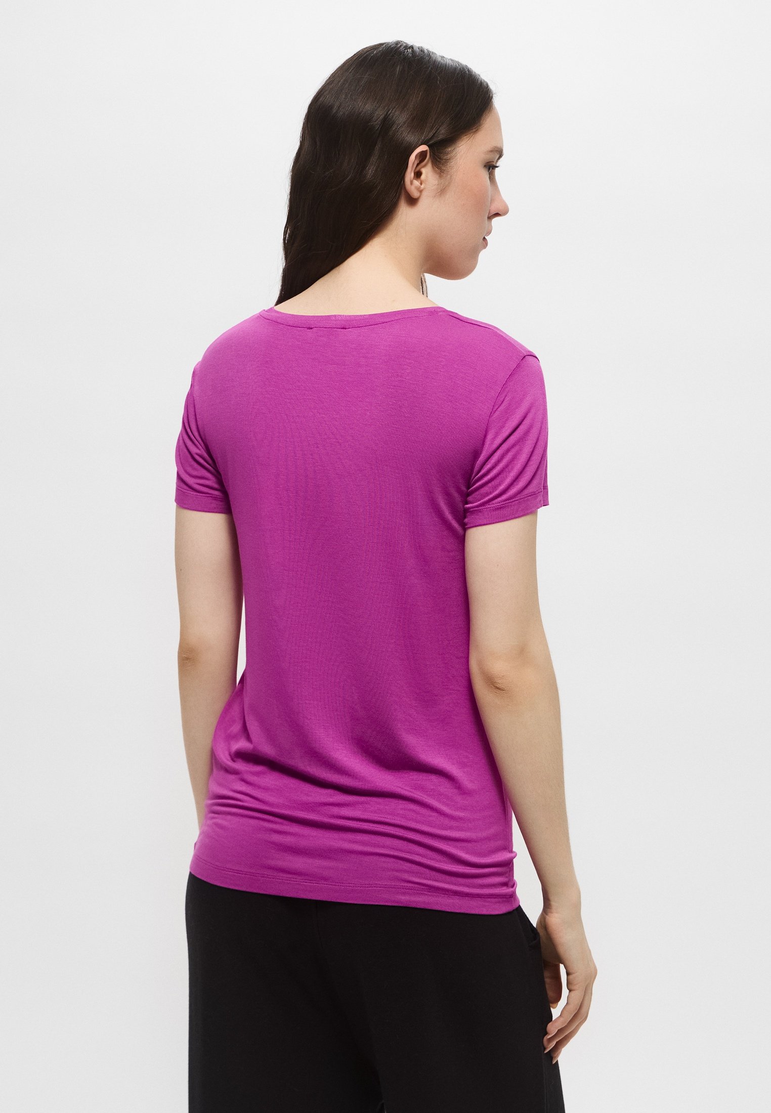 emporio-armani_tee-shirt_ew000408-af10889-2