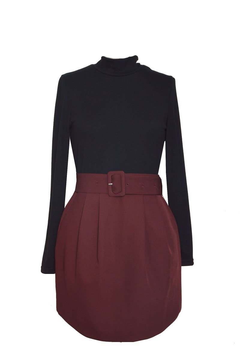 Vestido de la marca Elli White Granate