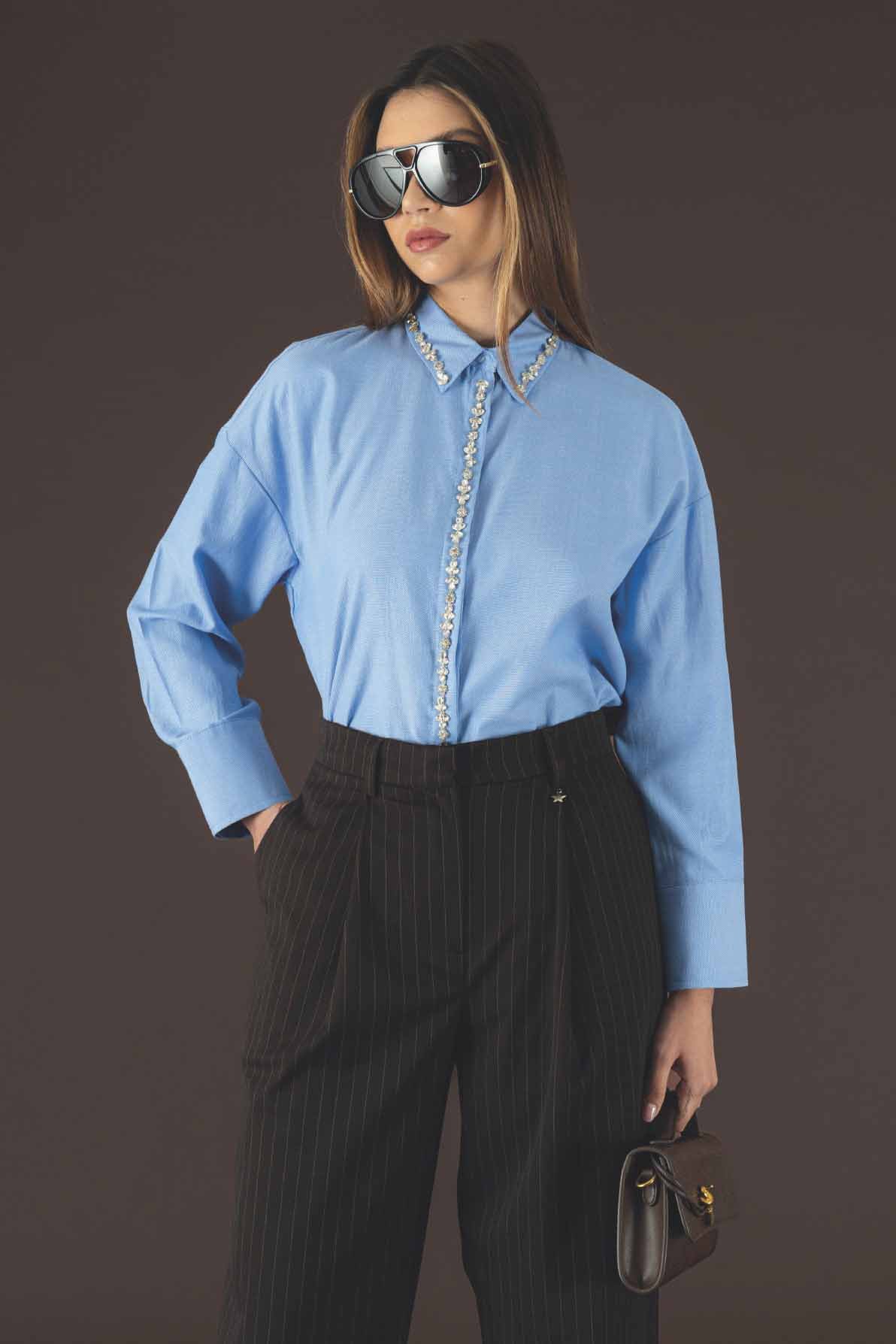 Camisa de la marca QGuapa Milano Celeste