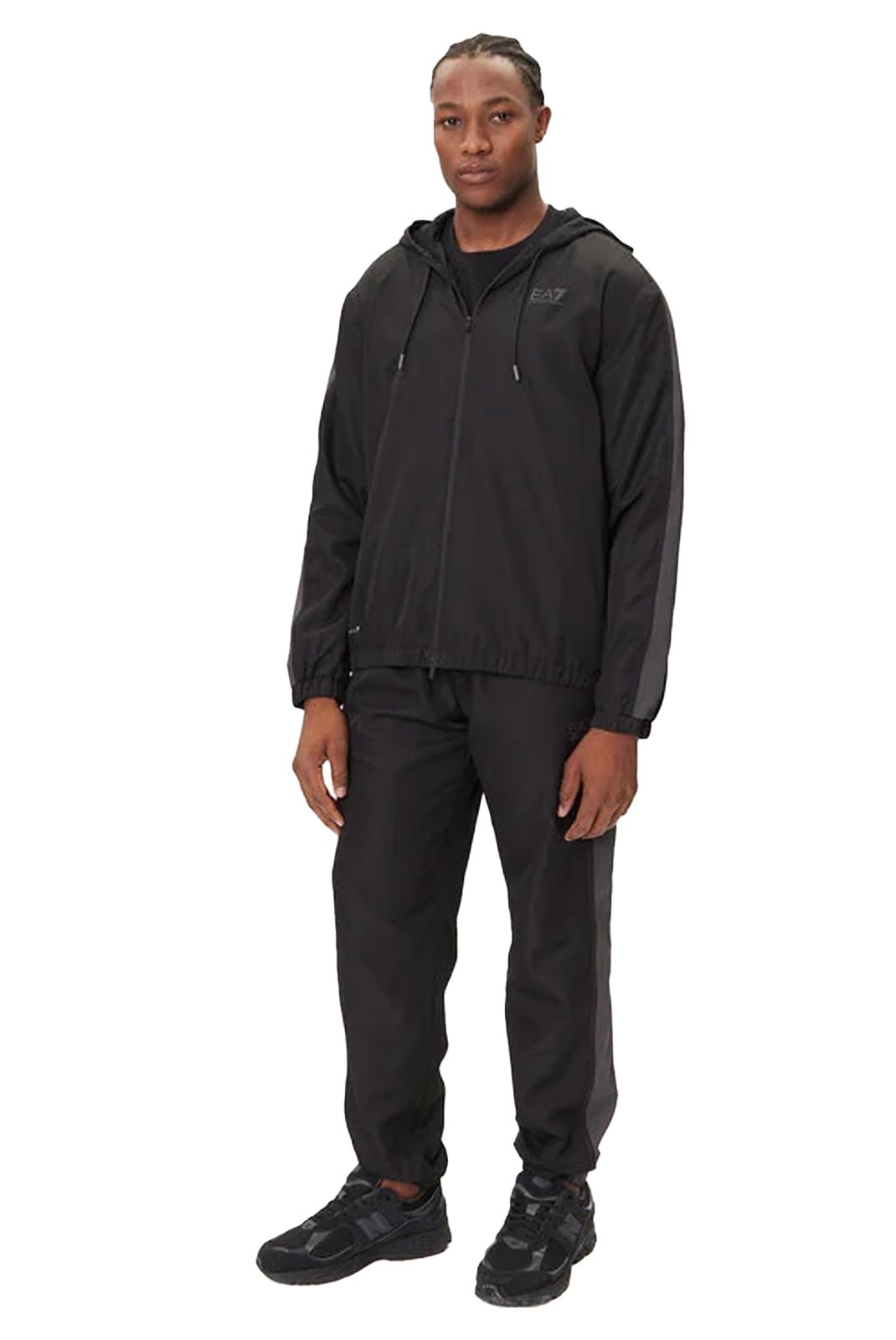 7M000643_AF16072_UC001